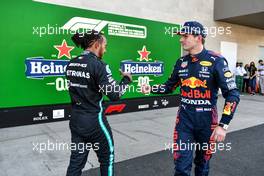 (L to R): Lewis Hamilton (GBR) Mercedes AMG F1 and Max Verstappen (NLD) Red Bull Racing in qualifying parc ferme. 06.11.2021. Formula 1 World Championship, Rd 18, Mexican Grand Prix, Mexico City, Mexico, Qualifying Day.