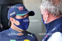 (L to R): Sergio Perez (MEX) Red Bull Racing with Dr Helmut Marko (AUT) Red Bull Motorsport Consultant. 06.11.2021. Formula 1 World Championship, Rd 18, Mexican Grand Prix, Mexico City, Mexico, Qualifying Day.