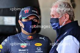 (L to R): Sergio Perez (MEX) Red Bull Racing with Dr Helmut Marko (AUT) Red Bull Motorsport Consultant. 06.11.2021. Formula 1 World Championship, Rd 18, Mexican Grand Prix, Mexico City, Mexico, Qualifying Day.