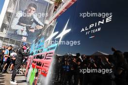Fernando Alonso (ESP) Alpine F1 Team - Pantone spray painting. 07.11.2021. Formula 1 World Championship, Rd 18, Mexican Grand Prix, Mexico City, Mexico, Race Day.