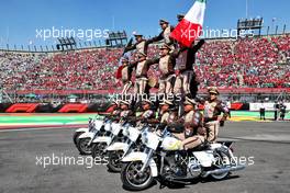 Circuit atmosphere - parade of Police motorbikes. 07.11.2021. Formula 1 World Championship, Rd 18, Mexican Grand Prix, Mexico City, Mexico, Race Day.