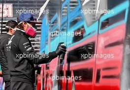 Fernando Alonso (ESP) Alpine F1 Team - Pantone spray painting. 07.11.2021. Formula 1 World Championship, Rd 18, Mexican Grand Prix, Mexico City, Mexico, Race Day.