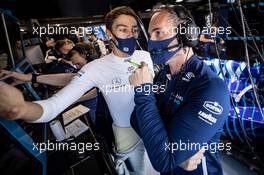 George Russell (GBR) Williams Racing with James Urwin (GBR) Williams Racing Race Engineer. 05.09.2021. Formula 1 World Championship, Rd 13, Dutch Grand Prix, Zandvoort, Netherlands, Race Day.