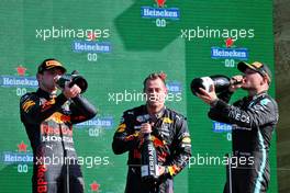 The podium (L to R): Max Verstappen (NLD) Red Bull Racing, race winner; Richard Wolverson (GBR) Red Bull Racing Team Engineer; Valtteri Bottas (FIN) Mercedes AMG F1, third. 05.09.2021. Formula 1 World Championship, Rd 13, Dutch Grand Prix, Zandvoort, Netherlands, Race Day.