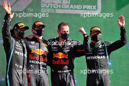 The podium (L to R): Lewis Hamilton (GBR) Mercedes AMG F1, second; Max Verstappen (NLD) Red Bull Racing, race winner; Richard Wolverson (GBR) Red Bull Racing Team Engineer; Valtteri Bottas (FIN) Mercedes AMG F1, third. 05.09.2021. Formula 1 World Championship, Rd 13, Dutch Grand Prix, Zandvoort, Netherlands, Race Day.