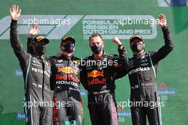 Lewis Hamilton (GBR), Mercedes AMG F1 , Max Verstappen (NLD), Red Bull Racing and Valtteri Bottas (FIN), Mercedes AMG F1  05.09.2021. Formula 1 World Championship, Rd 13, Dutch Grand Prix, Zandvoort, Netherlands, Race Day.