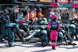 Sebastian Vettel (GER) Aston Martin F1 Team AMR21 makes a pit stop. 05.09.2021. Formula 1 World Championship, Rd 13, Dutch Grand Prix, Zandvoort, Netherlands, Race Day.