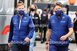 Jost Capito (GER) Williams Racing Chief Executive Officer (Left). 04.09.2021. Formula 1 World Championship, Rd 13, Dutch Grand Prix, Zandvoort, Netherlands, Qualifying Day.