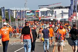 Circuit atmosphere - Fans  at the circuit. 05.09.2021. Formula 1 World Championship, Rd 13, Dutch Grand Prix, Zandvoort, Netherlands, Race Day.