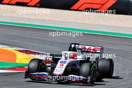 Nikita Mazepin (RUS) Haas F1 Team VF-21. 30.04.2021. Formula 1 World Championship, Rd 3, Portuguese Grand Prix, Portimao, Portugal, Practice Day.