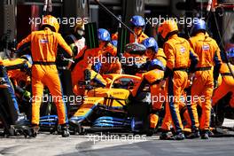 Daniel Ricciardo (AUS) McLaren MCL35M makes a pit stop. 02.05.2021. Formula 1 World Championship, Rd 3, Portuguese Grand Prix, Portimao, Portugal, Race Day.