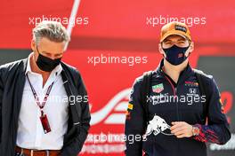 Max Verstappen (NLD) Red Bull Racing with Raymond Vermeulen (NLD) Driver Manager. 01.05.2021. Formula 1 World Championship, Rd 3, Portuguese Grand Prix, Portimao, Portugal, Qualifying Day.