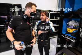 (L to R): Laurent Rossi (FRA) Alpine Chief Executive Officer with Fernando Alonso (ESP) Alpine F1 Team. 21.11.2021. Formula 1 World Championship, Rd 20, Qatar Grand Prix, Doha, Qatar, Race Day.