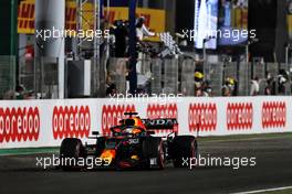 Second placed Max Verstappen (NLD) Red Bull Racing RB16B takes the chequered flag at the end of the race. 21.11.2021. Formula 1 World Championship, Rd 20, Qatar Grand Prix, Doha, Qatar, Race Day.