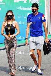 (L to R): Elena Berri (ITA) with her boyfriend Esteban Ocon (FRA) Alpine F1 Team. 20.11.2021. Formula 1 World Championship, Rd 20, Qatar Grand Prix, Doha, Qatar, Qualifying Day.