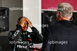Pole sitter Lewis Hamilton (GBR) Mercedes AMG F1 in qualifying parc ferme with David Coulthard (GBR) Red Bull Racing and Scuderia Toro Advisor / Channel 4 F1 Commentator. 20.11.2021. Formula 1 World Championship, Rd 20, Qatar Grand Prix, Doha, Qatar, Qualifying Day.