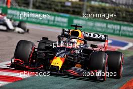 Max Verstappen (NLD) Red Bull Racing RB16B. 24.09.2021. Formula 1 World Championship, Rd 15, Russian Grand Prix, Sochi Autodrom, Sochi, Russia, Practice Day.