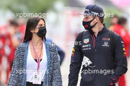 (L to R): Kelly Piquet (BRA) with her boyfriend Max Verstappen (NLD) Red Bull Racing. 24.09.2021. Formula 1 World Championship, Rd 15, Russian Grand Prix, Sochi Autodrom, Sochi, Russia, Practice Day.