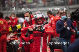 Carlos Sainz Jr (ESP) Ferrari on the grid. 26.09.2021. Formula 1 World Championship, Rd 15, Russian Grand Prix, Sochi Autodrom, Sochi, Russia, Race Day.