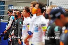 Lewis Hamilton (GBR) Mercedes AMG F1 as the grid observes the playing of Tchaikovsky. 26.09.2021. Formula 1 World Championship, Rd 15, Russian Grand Prix, Sochi Autodrom, Sochi, Russia, Race Day.