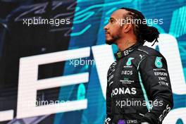 Race winner Lewis Hamilton (GBR) Mercedes AMG F1 on the podium. 26.09.2021. Formula 1 World Championship, Rd 15, Russian Grand Prix, Sochi Autodrom, Sochi, Russia, Race Day.