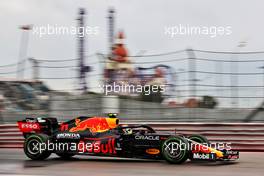 Sergio Perez (MEX) Red Bull Racing RB16B. 25.09.2021. Formula 1 World Championship, Rd 15, Russian Grand Prix, Sochi Autodrom, Sochi, Russia, Qualifying Day.