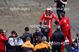 Carlos Sainz Jr (ESP) Ferrari celebrates his second position in qualifying parc ferme. 25.09.2021. Formula 1 World Championship, Rd 15, Russian Grand Prix, Sochi Autodrom, Sochi, Russia, Qualifying Day.