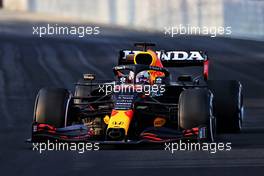 Max Verstappen (NLD) Red Bull Racing RB16B. 03.12.2021 Formula 1 World Championship, Rd 21, Saudi Arabian Grand Prix, Jeddah, Saudi Arabia, Practice Day.