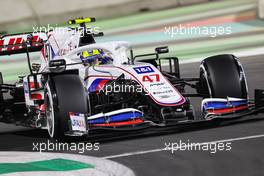 Mick Schumacher (GER), Haas F1 Team  03.12.2021 Formula 1 World Championship, Rd 21, Saudi Arabian Grand Prix, Jeddah, Saudi Arabia, Practice Day.