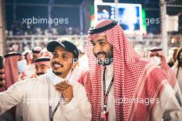 Crown Prince Mohammed bin Salman Al Saud (KSA) (Right) on the grid. 05.12.2021. Formula 1 World Championship, Rd 21, Saudi Arabian Grand Prix, Jeddah, Saudi Arabia, Race Day.