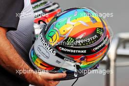 The helmet of Lewis Hamilton (GBR) Mercedes AMG F1. 05.12.2021. Formula 1 World Championship, Rd 21, Saudi Arabian Grand Prix, Jeddah, Saudi Arabia, Race Day.