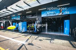 Williams Racing pit garages. 02.12.2021. Formula 1 World Championship, Rd 21, Saudi Arabian Grand Prix, Jeddah, Saudi Arabia, Preparation Day.