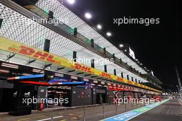 Alpine F1 Team pit garages at night. 02.12.2021. Formula 1 World Championship, Rd 21, Saudi Arabian Grand Prix, Jeddah, Saudi Arabia, Preparation Day.