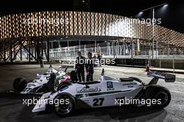 Damon Hill (GBR) and Martin Brundle drive the Williams FW07 02.12.2021. Formula 1 World Championship, Rd 21, Saudi Arabian Grand Prix, Jeddah, Saudi Arabia, Preparation Day.
