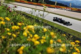 Lewis Hamilton (GBR) Mercedes AMG F1 W12. 25.06.2021. Formula 1 World Championship, Rd 8, Steiermark Grand Prix, Spielberg, Austria, Practice Day.