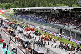 The grid before the start of the race. 27.06.2021. Formula 1 World Championship, Rd 8, Steiermark Grand Prix, Spielberg, Austria, Race Day.