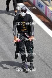 Lewis Hamilton (GBR) Mercedes AMG F1 on the grid. 27.06.2021. Formula 1 World Championship, Rd 8, Steiermark Grand Prix, Spielberg, Austria, Race Day.