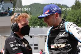  (L to R): Josh Peckett (GBR) Alpine F1 Team Race Engineer with Esteban Ocon (FRA) Alpine F1 Team on the grid. 27.06.2021. Formula 1 World Championship, Rd 8, Steiermark Grand Prix, Spielberg, Austria, Race Day.