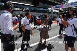 (L to R): Zak Brown (USA) McLaren Executive Director with Natalie Pinkham (GBR) Sky Sports Presenter on the grid. 27.06.2021. Formula 1 World Championship, Rd 8, Steiermark Grand Prix, Spielberg, Austria, Race Day.
