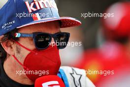 Fernando Alonso (ESP) Alpine F1 Team with the media. 26.06.2021. Formula 1 World Championship, Rd 8, Steiermark Grand Prix, Spielberg, Austria, Qualifying Day.