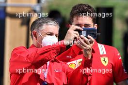 Charles Leclerc (MON) Ferrari with a fan. 26.06.2021. Formula 1 World Championship, Rd 8, Steiermark Grand Prix, Spielberg, Austria, Qualifying Day.