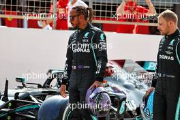 (L to R): Lewis Hamilton (GBR) Mercedes AMG F1 and Valtteri Bottas (FIN) Mercedes AMG F1. 12.03.2021. Formula 1 Testing, Sakhir, Bahrain, Day One.