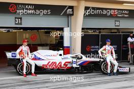 (L to R): Nikita Mazepin (RUS) Haas F1 Team and Mick Schumacher (GER) Haas F1 Team with the Haas VF-21. 12.03.2021. Formula 1 Testing, Sakhir, Bahrain, Day One.