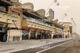 Circuit atmosphere - the pits. 12.03.2021. Formula 1 Testing, Sakhir, Bahrain, Day One.