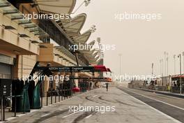 Circuit atmosphere - the pits. 12.03.2021. Formula 1 Testing, Sakhir, Bahrain, Day One.