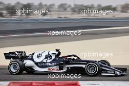 Yuki Tsunoda (JPN) AlphaTauri AT02. 12.03.2021. Formula 1 Testing, Sakhir, Bahrain, Day One.