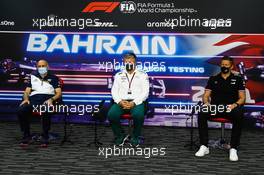 (L to R): Franz Tost (AUT) AlphaTauri Team Principal; Otmar Szafnauer (USA) Aston Martin F1 Team Principal and CEO; and Marcin Budkowski (POL) Alpine F1 Team Executive Director, in the FIA Press Conference. 13.03.2021. Formula 1 Testing, Sakhir, Bahrain, Day Two.