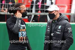 Lewis Hamilton (GBR) Mercedes AMG F1 W12 and Valtteri Bottas (FIN) Mercedes AMG F1. 10.10.2021. Formula 1 World Championship, Rd 16, Turkish Grand Prix, Istanbul, Turkey, Race Day.