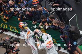 Sergio Perez (MEX) Red Bull Racing and Max Verstappen (NLD) Red Bull Racing celebrate second and third place with the team in parc ferme. 10.10.2021. Formula 1 World Championship, Rd 16, Turkish Grand Prix, Istanbul, Turkey, Race Day.