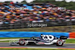 Yuki Tsunoda (JPN) AlphaTauri AT02. 09.10.2021. Formula 1 World Championship, Rd 16, Turkish Grand Prix, Istanbul, Turkey, Qualifying Day.